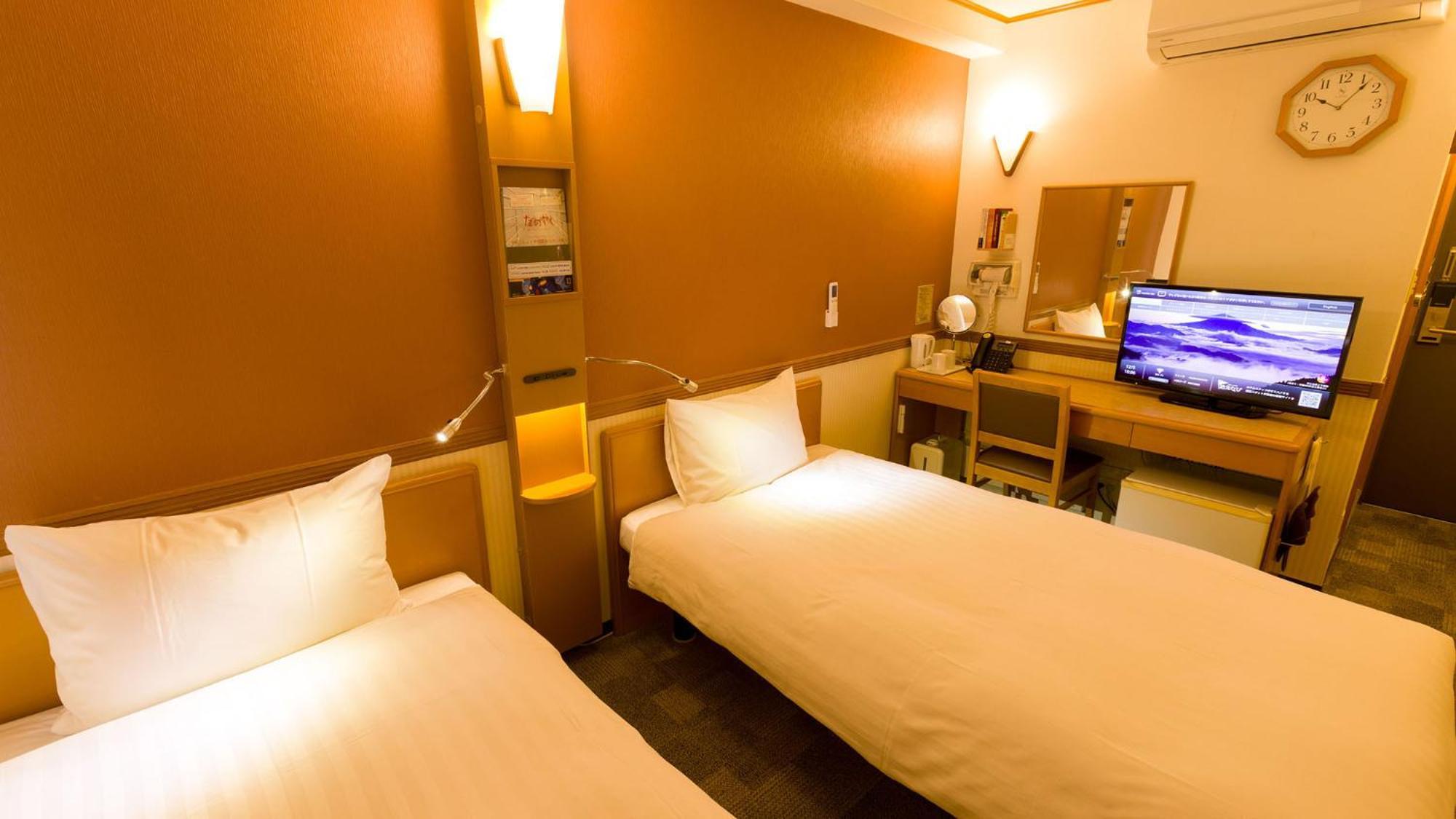 Toyoko Inn Toyohashi Eki Higashi Guchi Quarto foto