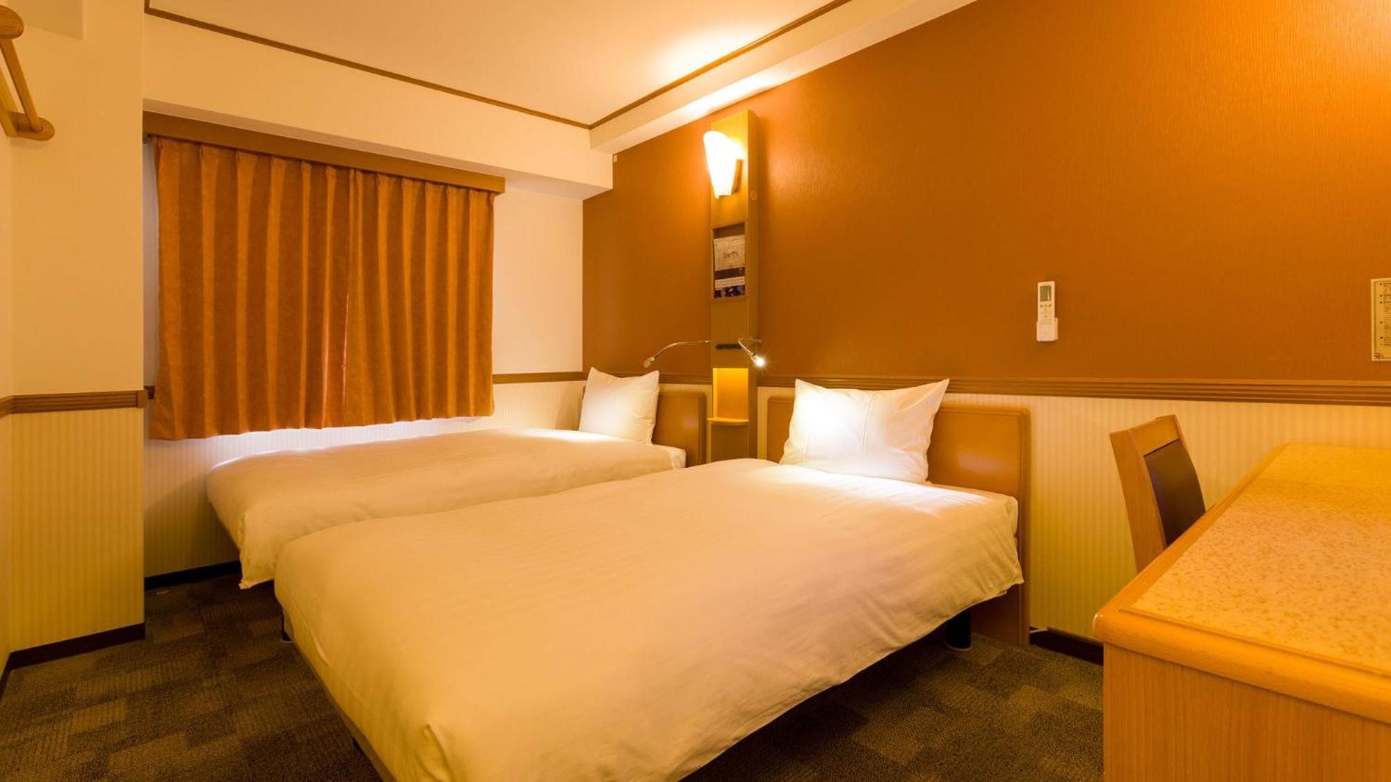 Toyoko Inn Toyohashi Eki Higashi Guchi Quarto foto